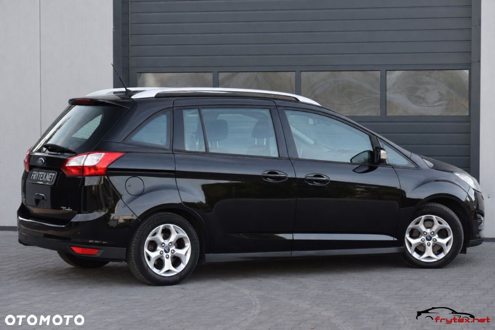 Ford Grand C-MAX - 12