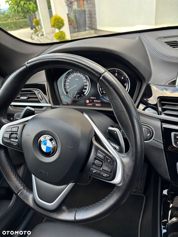 BMW X1 sDrive18d Sport Line - 23