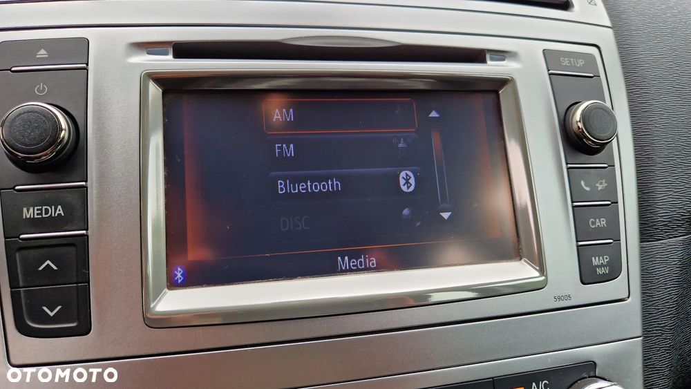 Toyota Avensis 2.0 D-4D Premium - 29