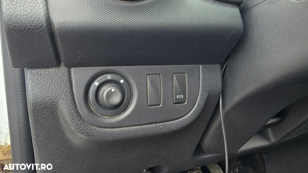 Dacia Logan 1.5 dCi 90 CP Laureate - 10