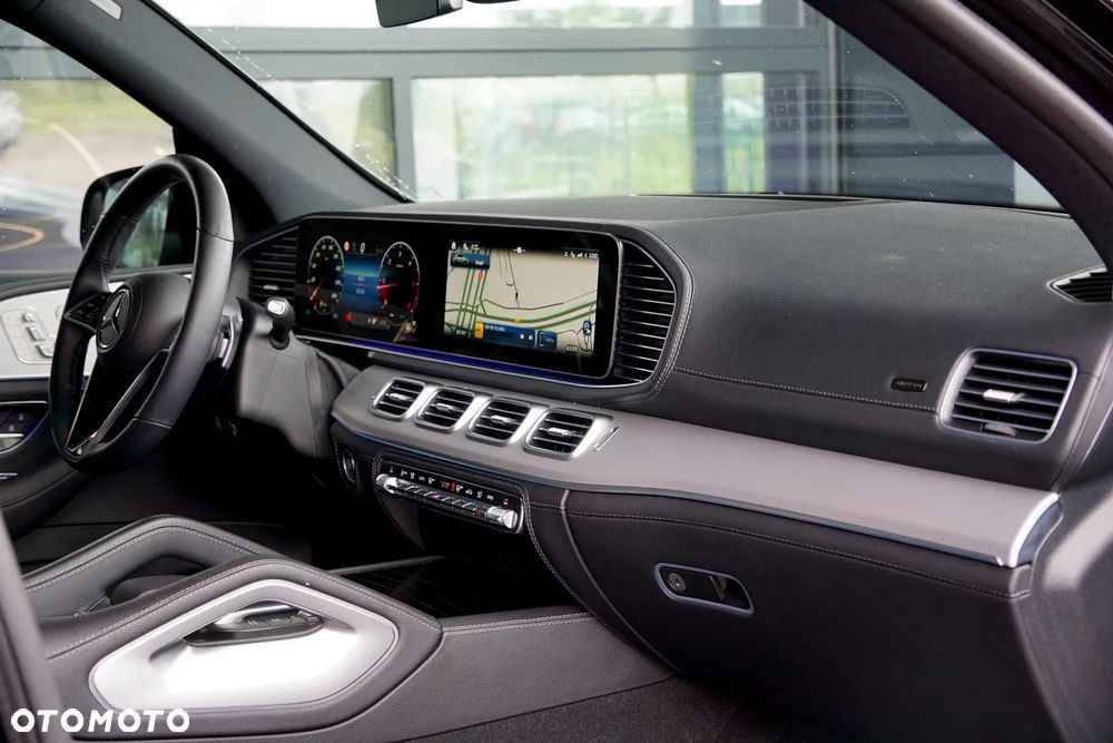 Mercedes-Benz GLE 300 d mHEV 4-Matic AMG Line - 24
