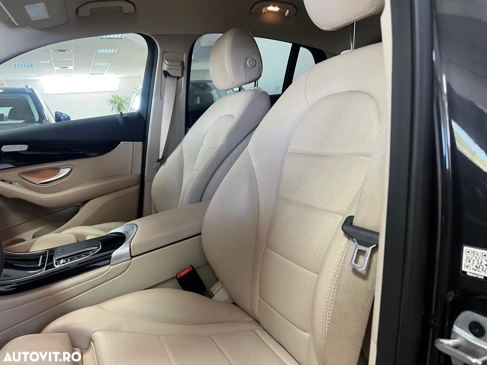 Mercedes-Benz GLC Coupe 200 d 4Matic 9G-TRONIC Exclusive - 23