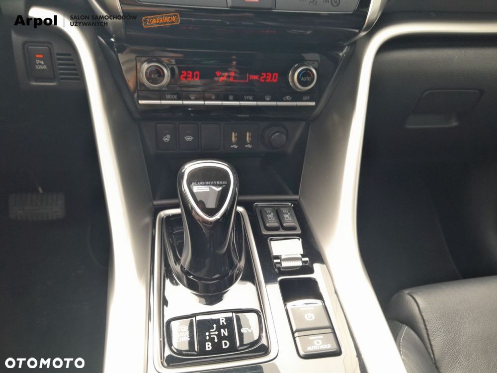 Mitsubishi Eclipse Cross 2.4 PHEV Instyle Plus - 22