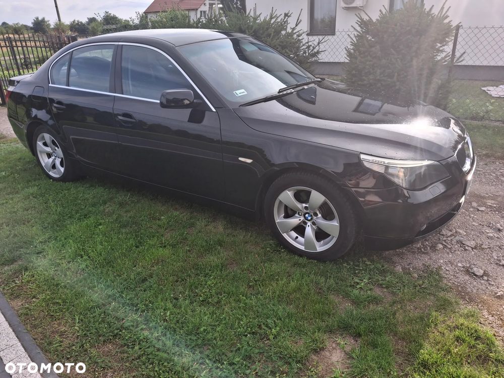 BMW Seria 5 525d - 4