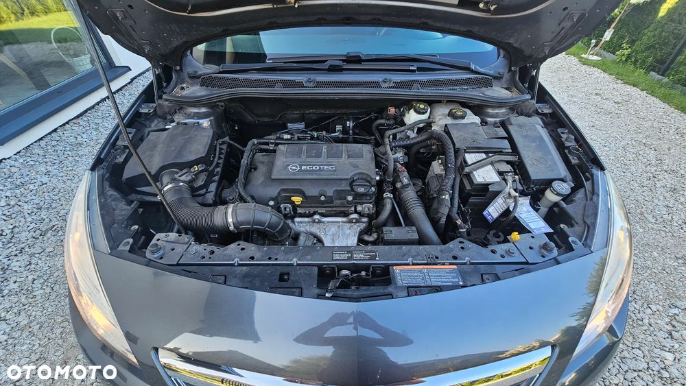Opel Astra 1.4 T Cosmo - 8