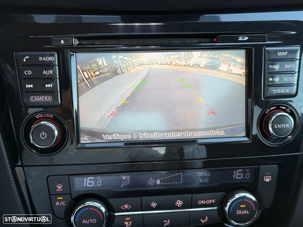 Nissan Qashqai 1.5 dCi N-Connecta 18 - 13