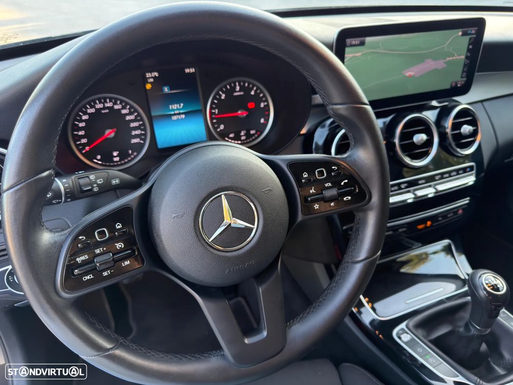 Mercedes-Benz C 180 d Station Exclusive - 25