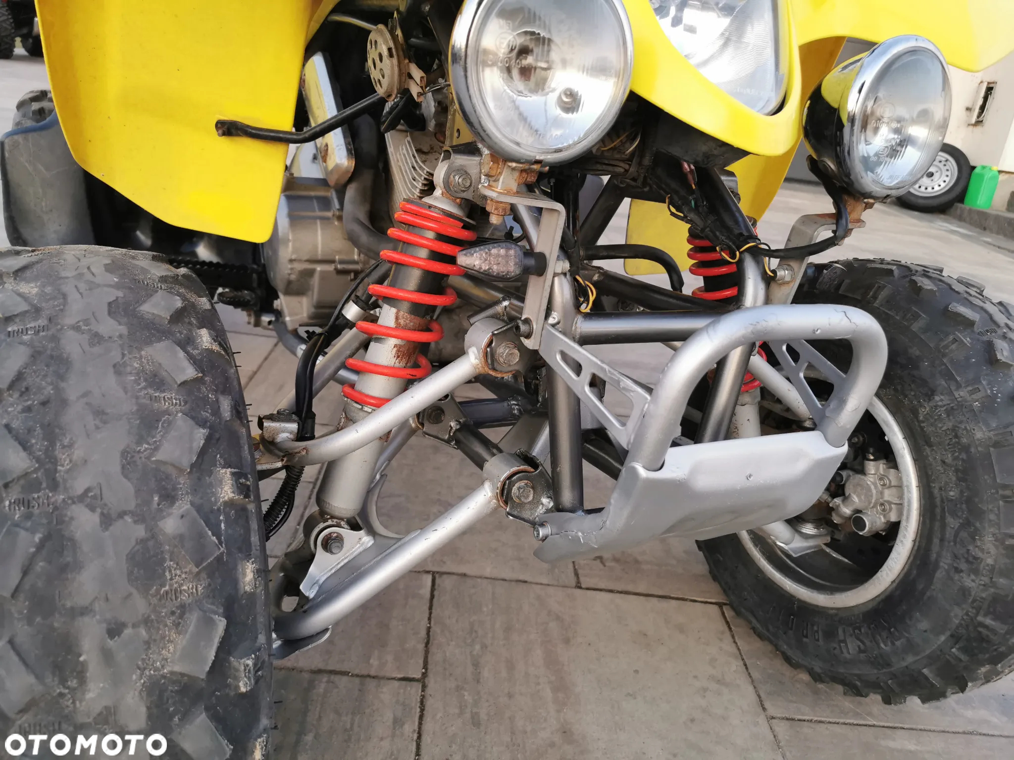 Suzuki Inny - 16