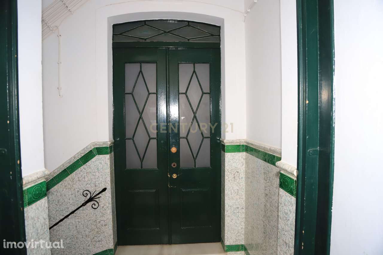 Oportunidade de Investimento – 2 Frações no Centro Histórico - Grande imagem: 2/22