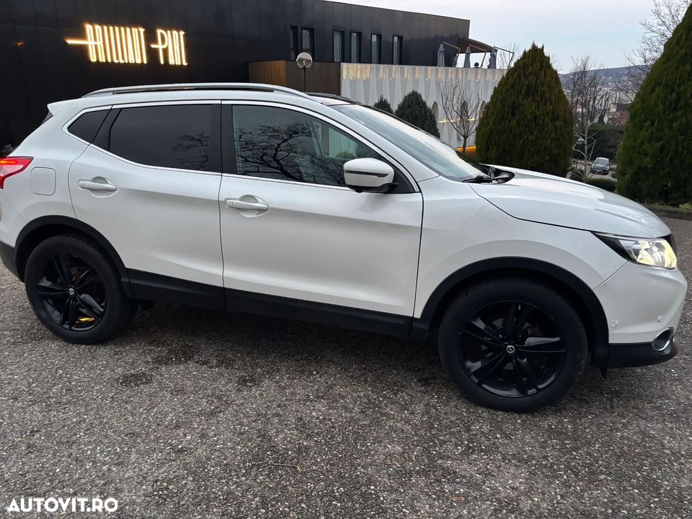 Nissan Qashqai 1.6 DCI TEKNA+ - 5