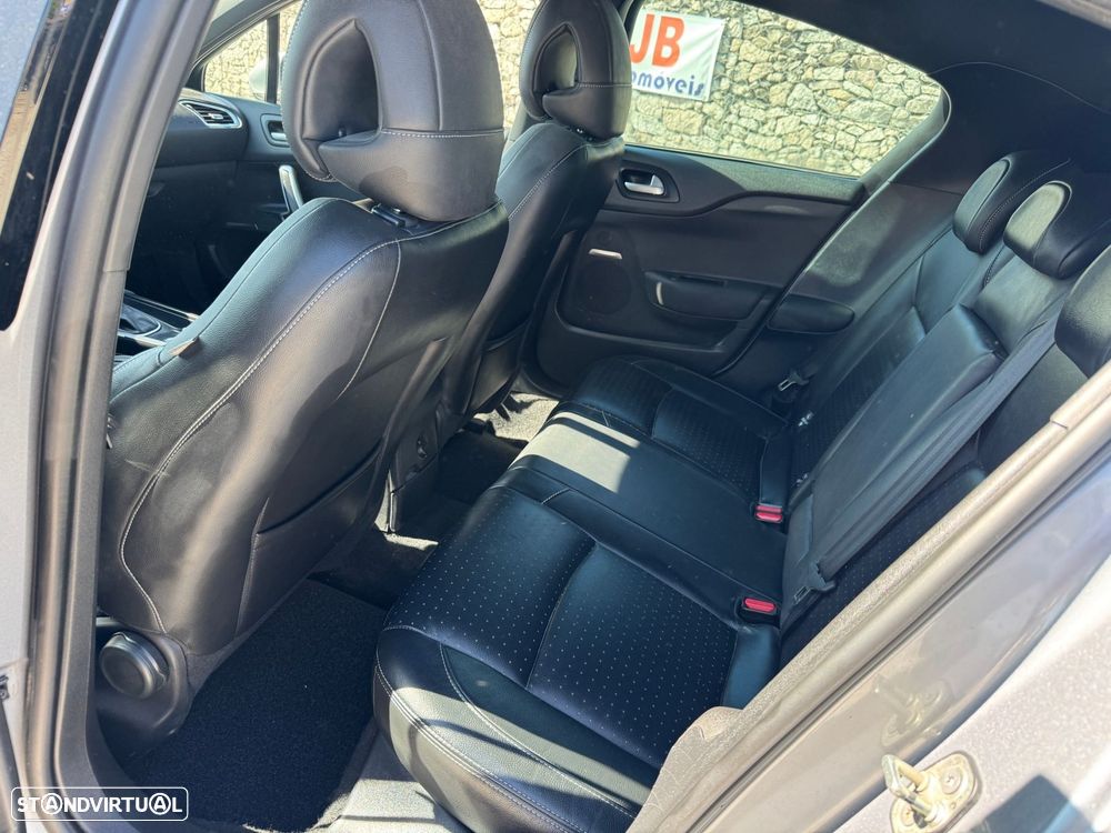 DS DS4 BlueHDi 120 S&S EAT6 SoChic - 12