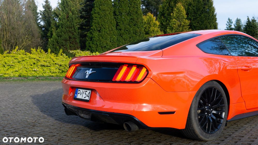 Ford Mustang 3.7 V6 - 10