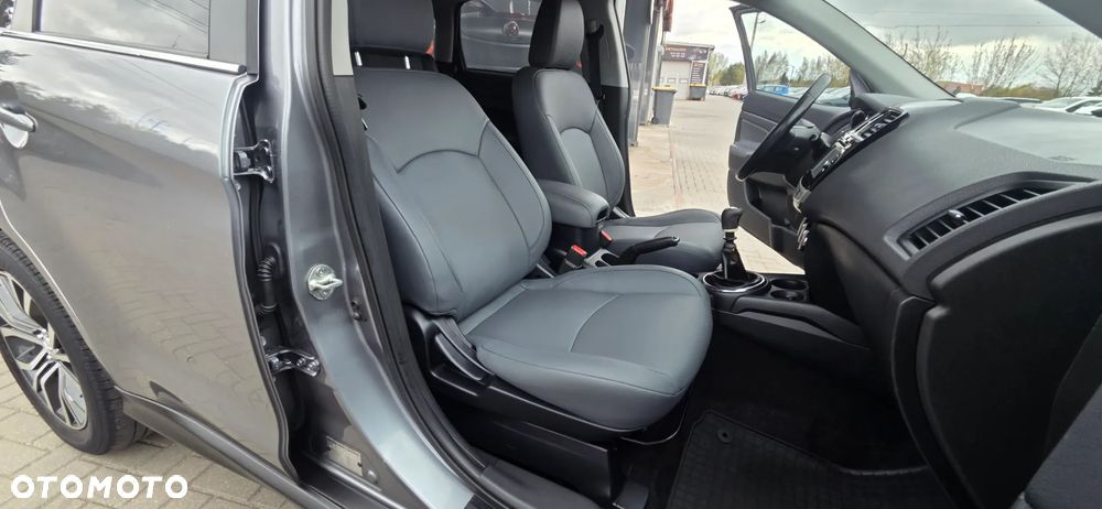 Mitsubishi ASX 1.8 DID Invite 4WD AS&G - 36