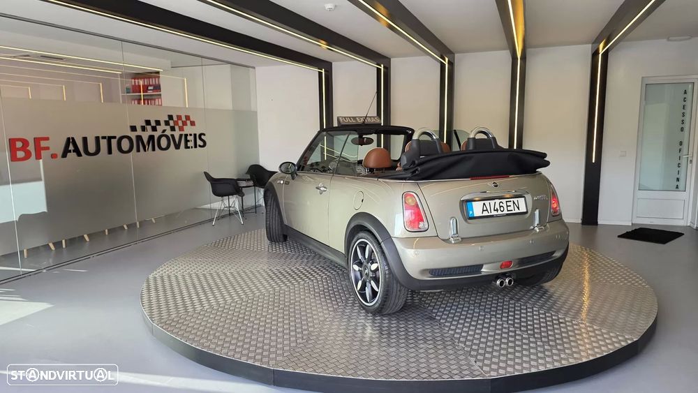 MINI Cabrio Cooper S Sidewalk - 3
