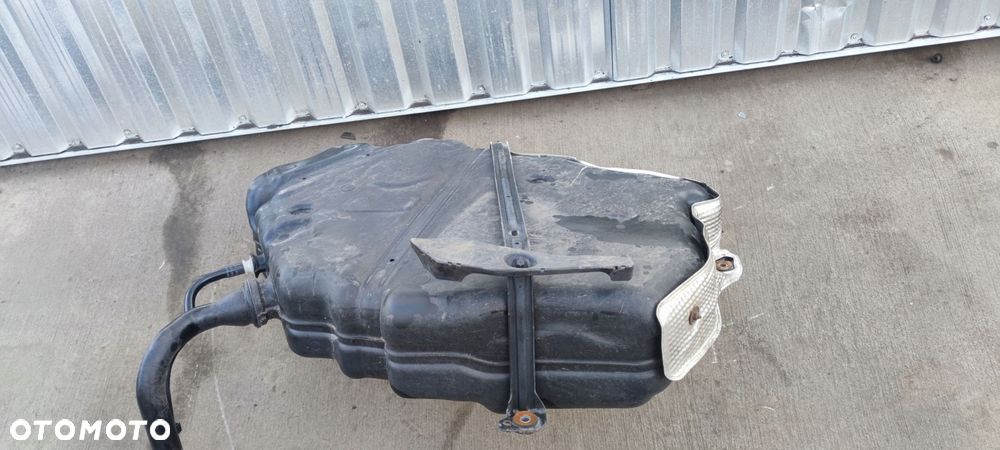 BAK ZBIORNIK PALIWA AUDI A4 B9 A5 8W 8W0201021CG - 9
