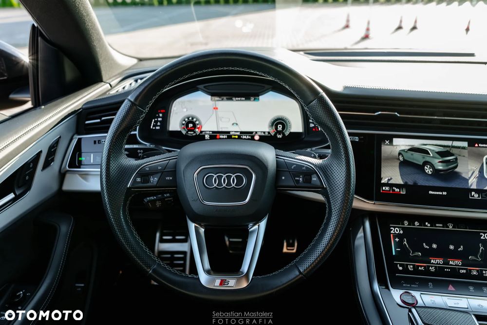 Audi SQ8 - 21