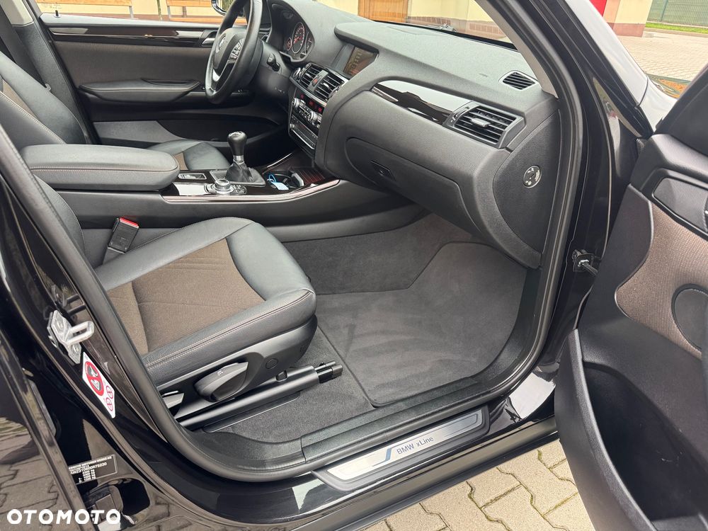 BMW X3 sDrive18d xLine - 21