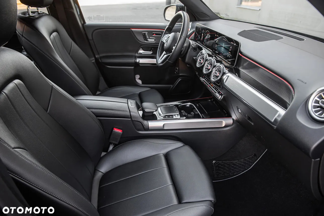Mercedes-Benz GLB 250 4-Matic 8G-DCT - 33