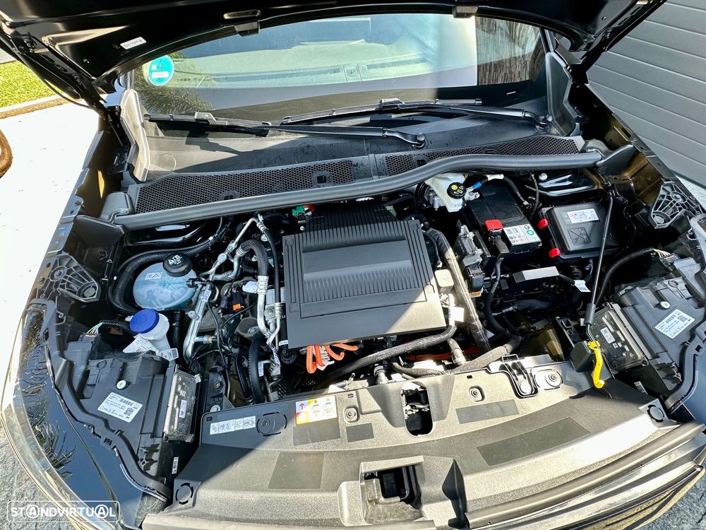 Peugeot e-2008 50 kWh GT Line - 19