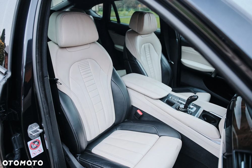 BMW X6 xDriveM50d - 24