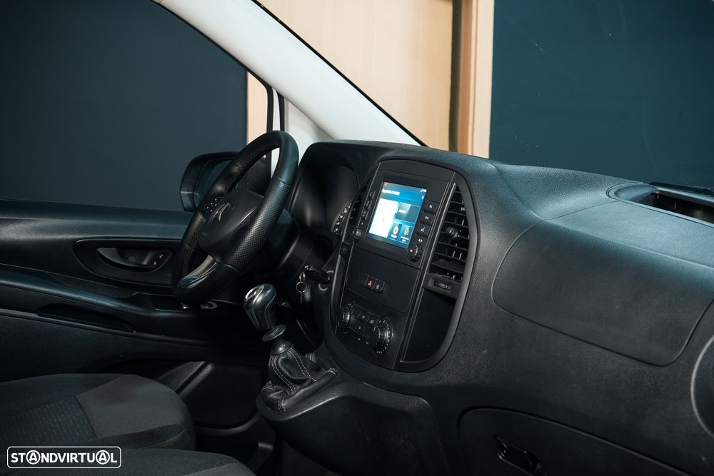 Mercedes-Benz Vito - 10