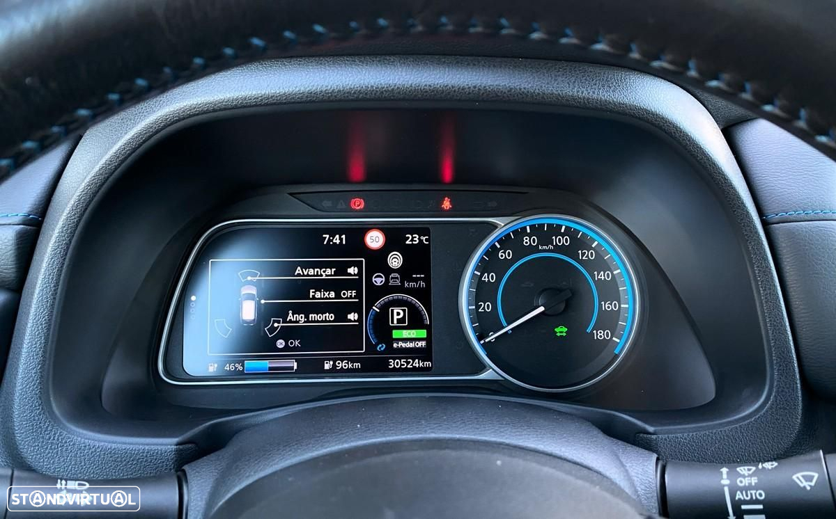 Nissan Leaf N-Connecta - 24