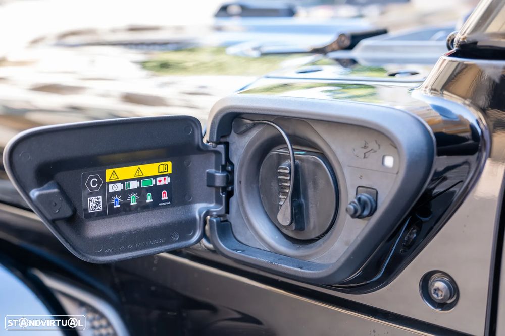 Jeep Wrangler 2.0 TG 4xe Sahara — fotografia 9
