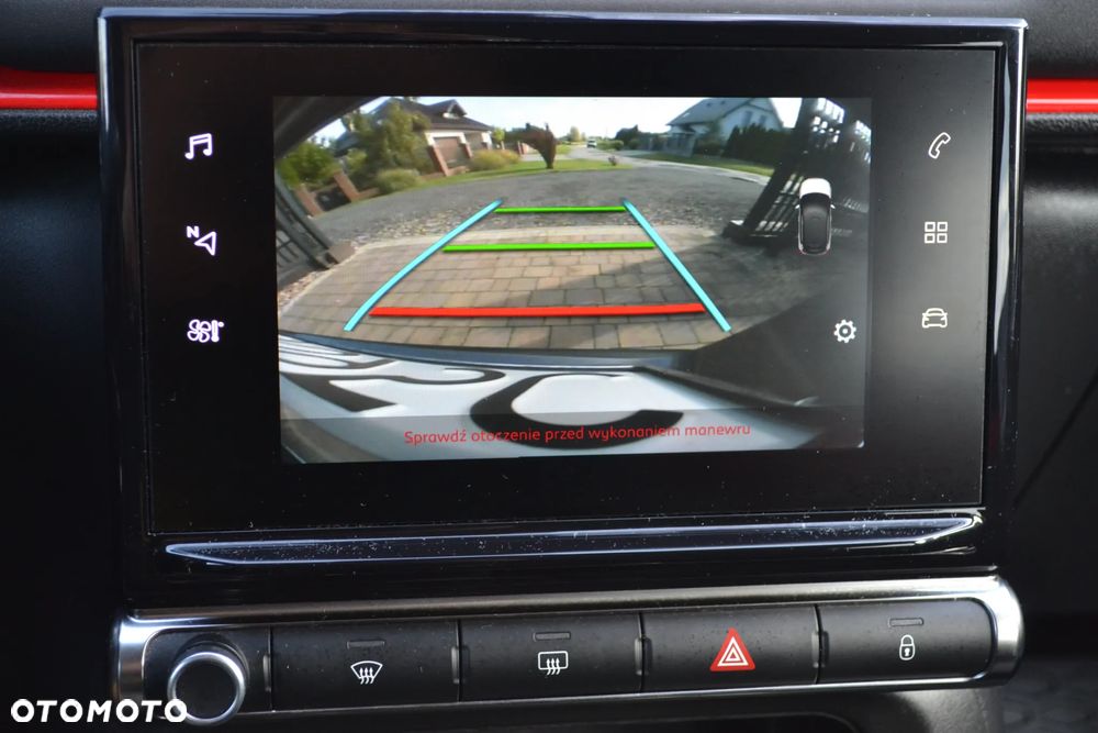 Citroën C3 1.2 PureTech GPF Shine S&S EAT6 - 19