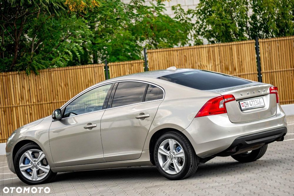Volvo S60 - 18