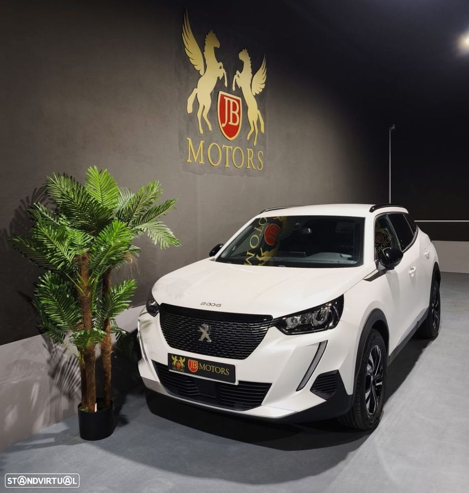 Peugeot 2008 1.2 PureTech Allure Pack - 2