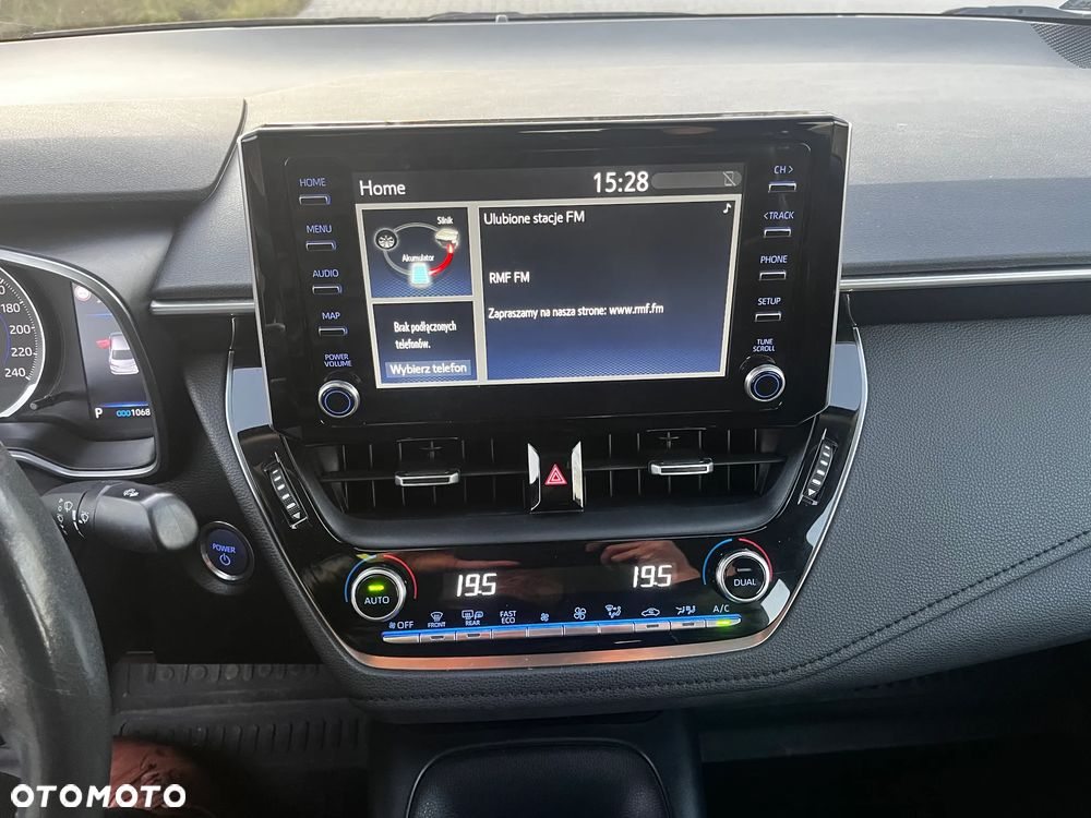 Toyota Corolla 1.8 Hybrid Comfort - 12