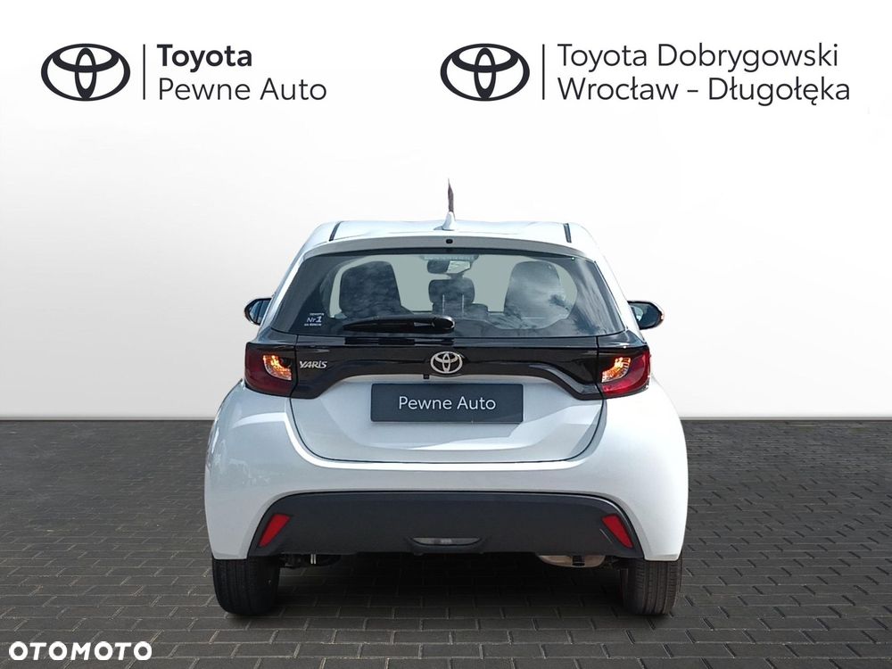 Toyota Yaris 1.5 Comfort - 6