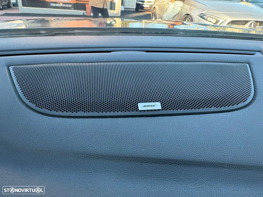 Renault Mégane Sport Tourer ENERGY TCe 130 BOSE EDITION - 44