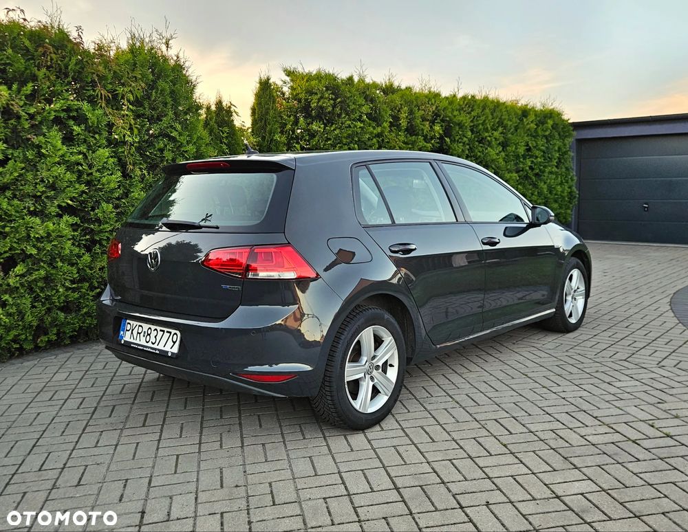 Volkswagen Golf 1.2 TSI BlueMotion Technology Comfortline - 12