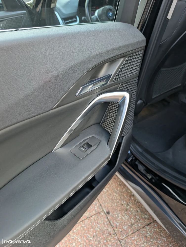 BMW iX1 xDrive30 xLine - 14