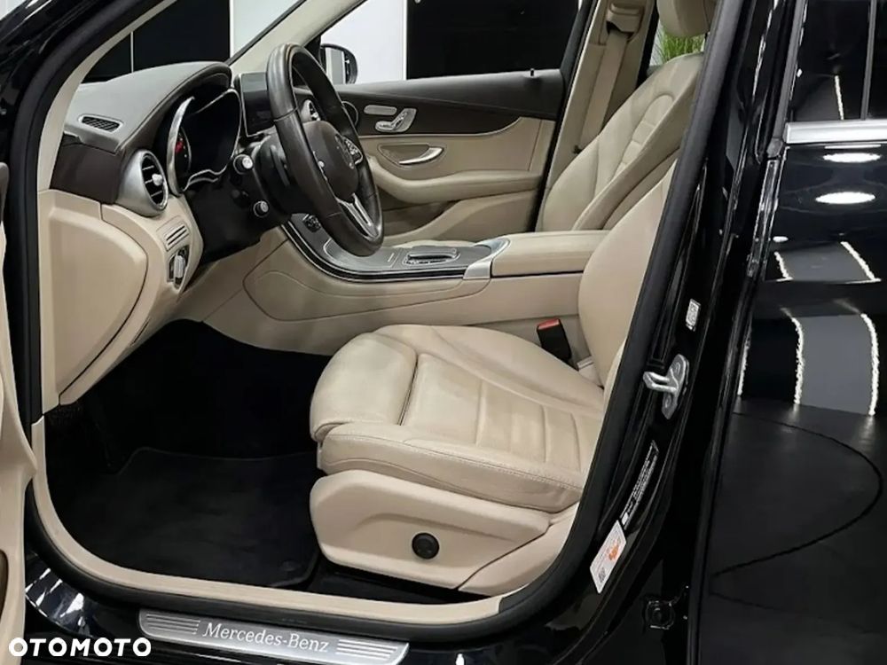 Mercedes-Benz GLC 300 d 4-Matic - 9