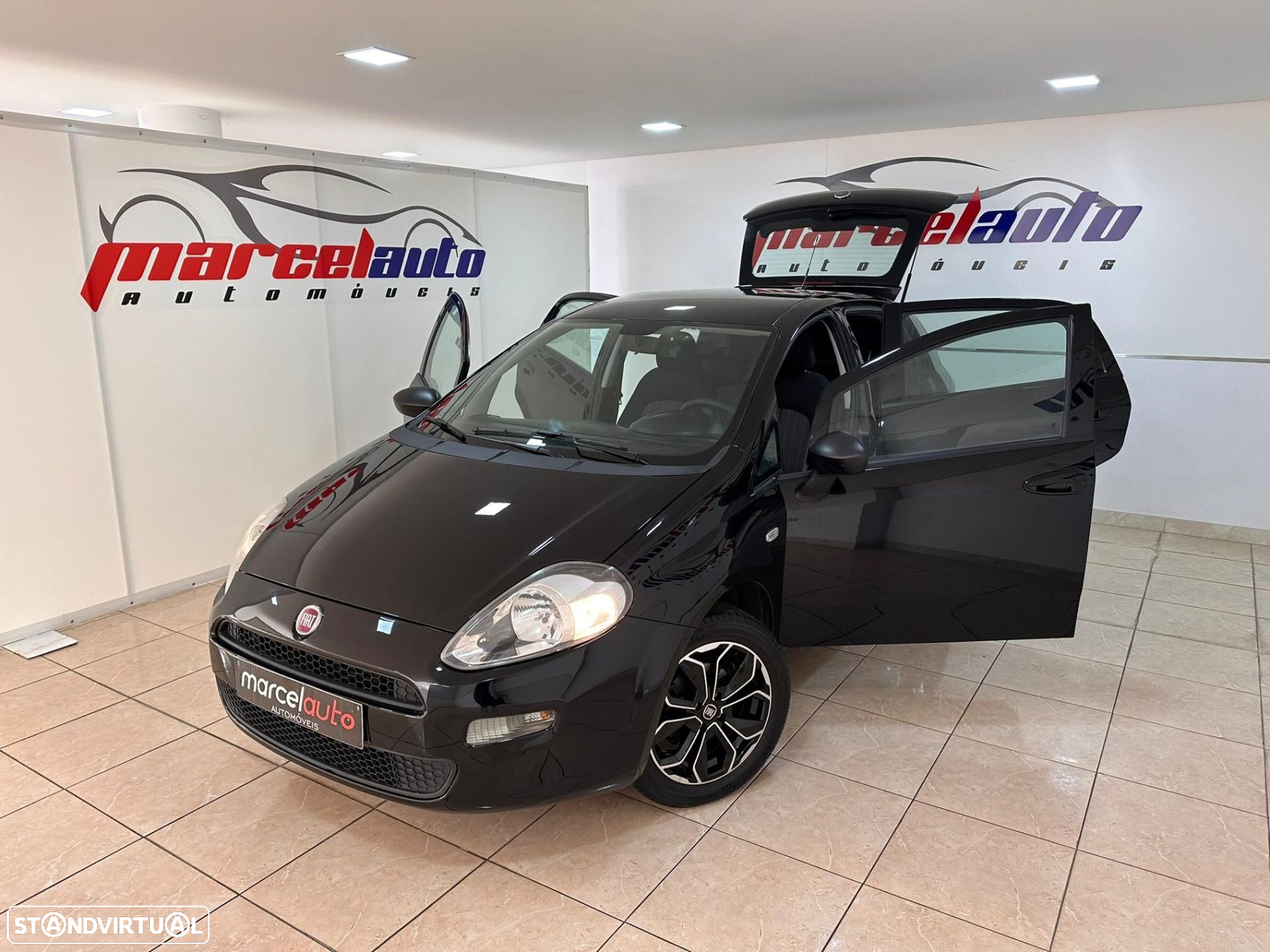 Fiat Punto 1.2 Lounge S&S - 6