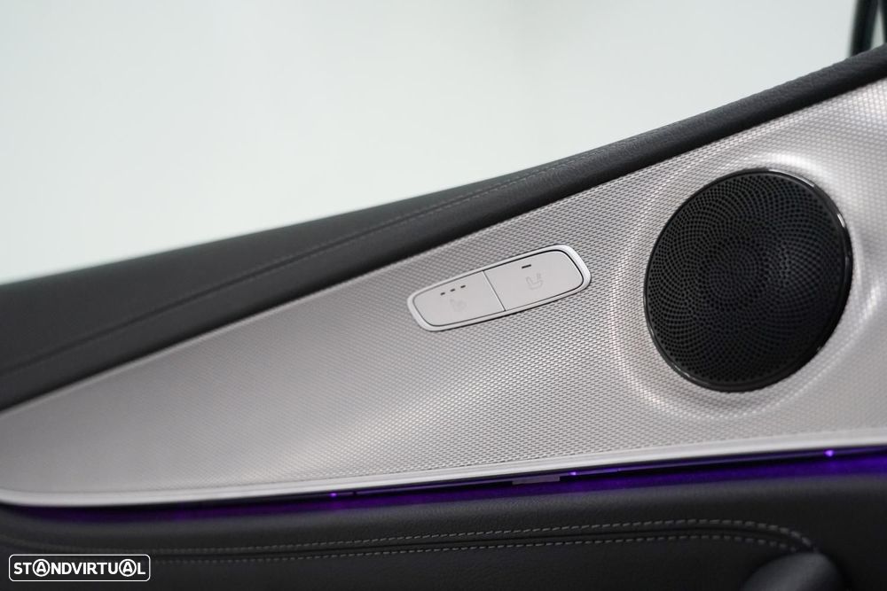 Mercedes-Benz E 220 d AMG Line - 17