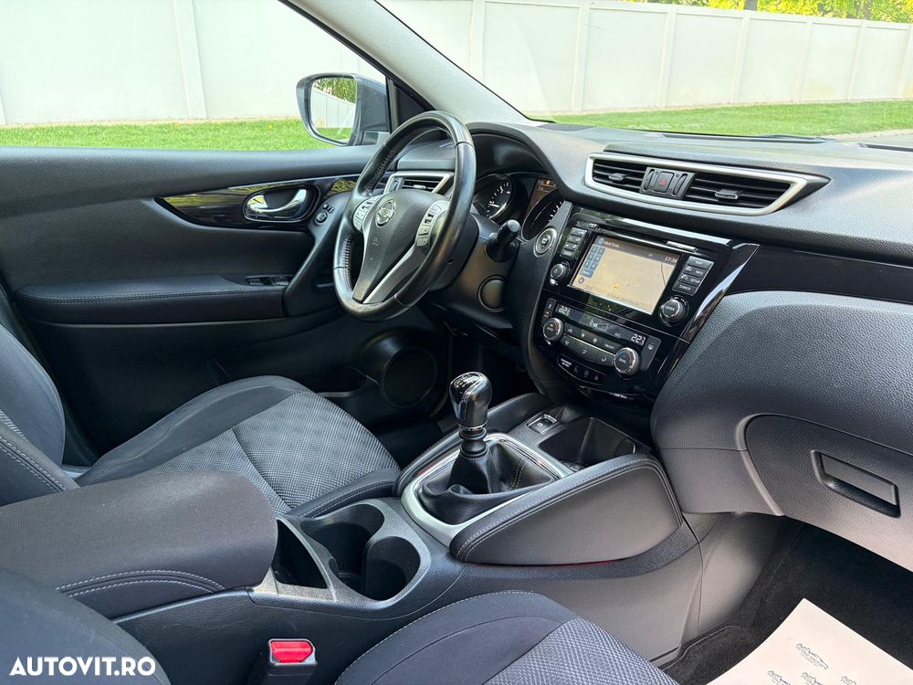 Nissan Qashqai 1.5 DCI Start/Stop N-Connecta - 21
