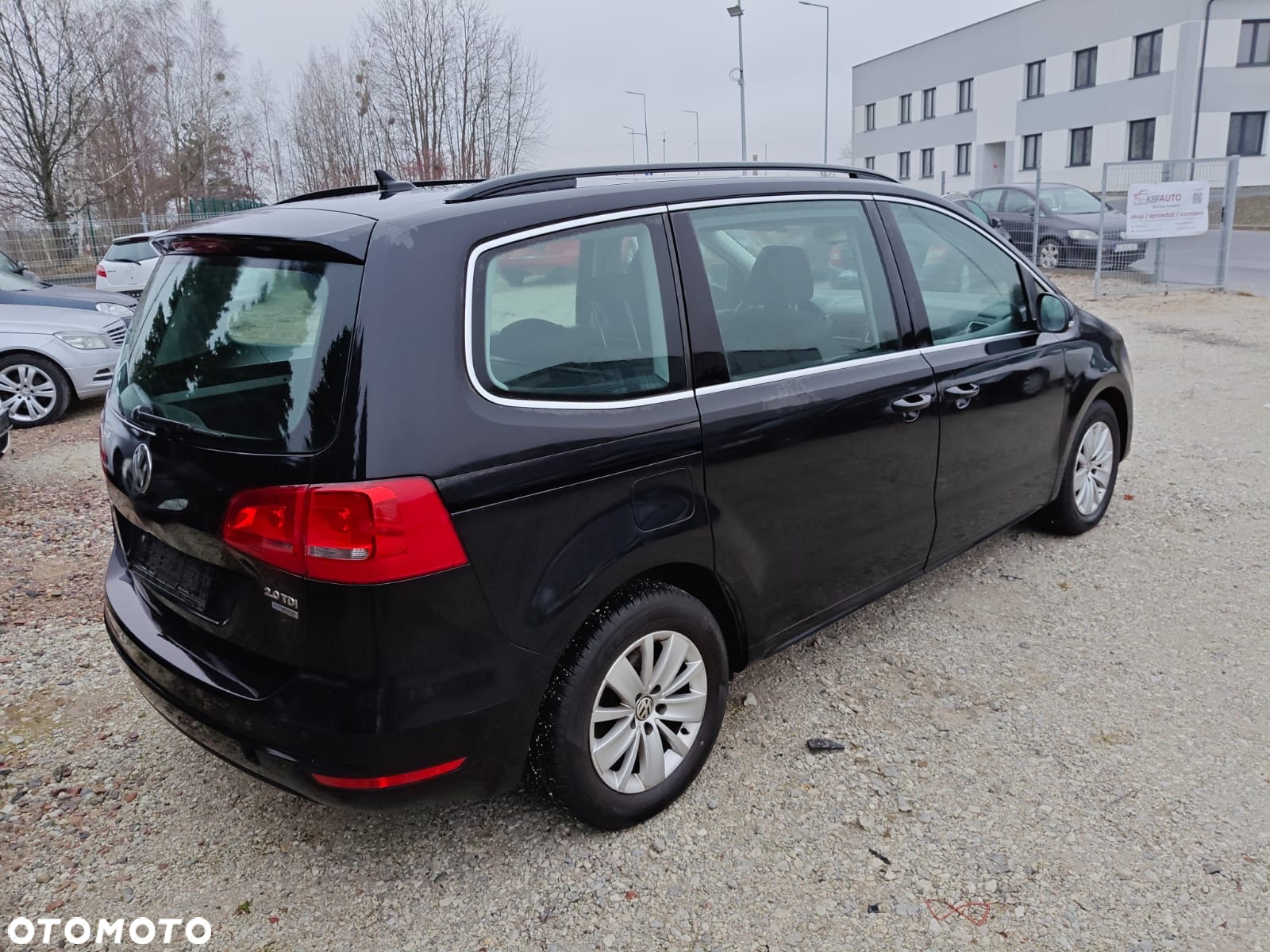 Volkswagen Sharan 2.0 TDI Comfortline - 10