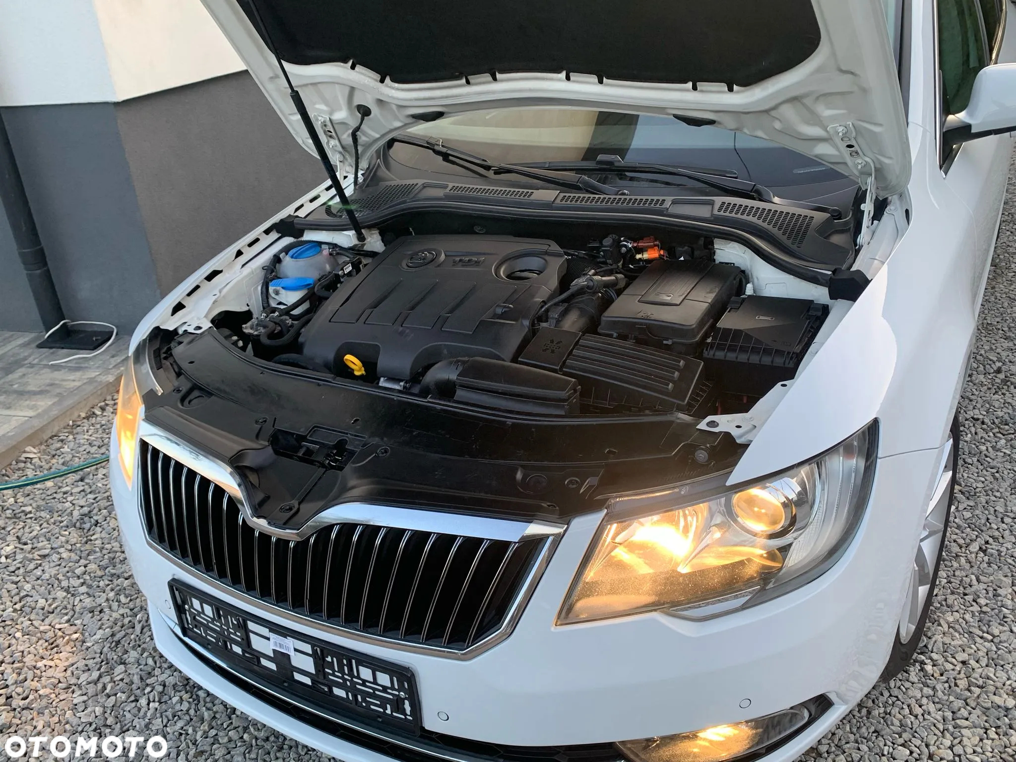 Skoda Superb 1.6 TDI Active - 3