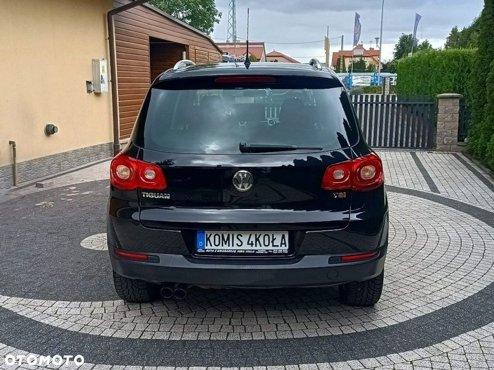 Volkswagen Tiguan - 5