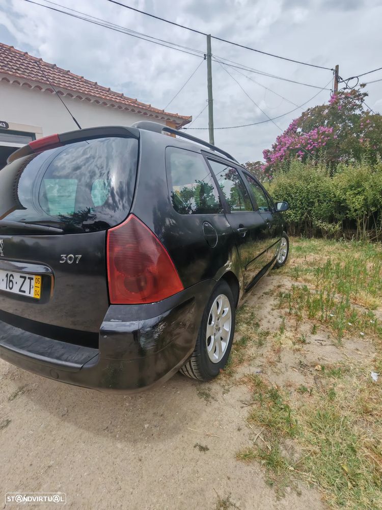 Peugeot 307 Break 1.4 HDi XT - 17