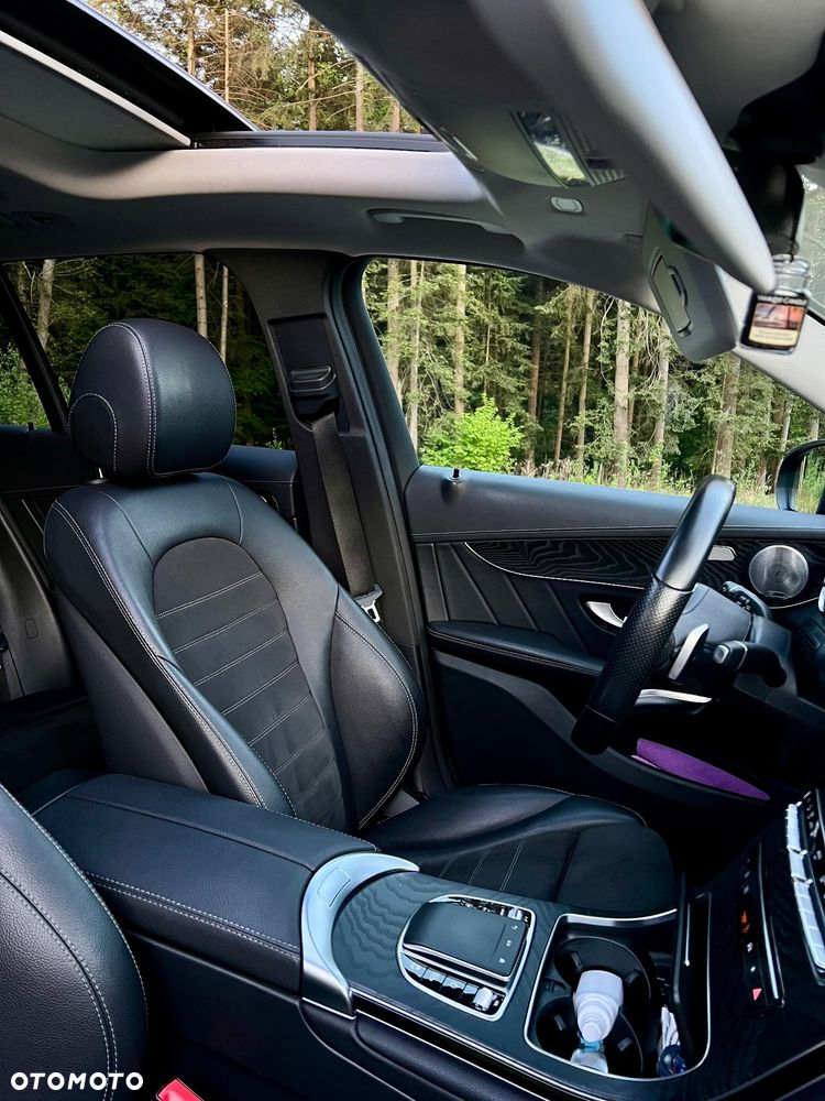Mercedes-Benz GLC - 35
