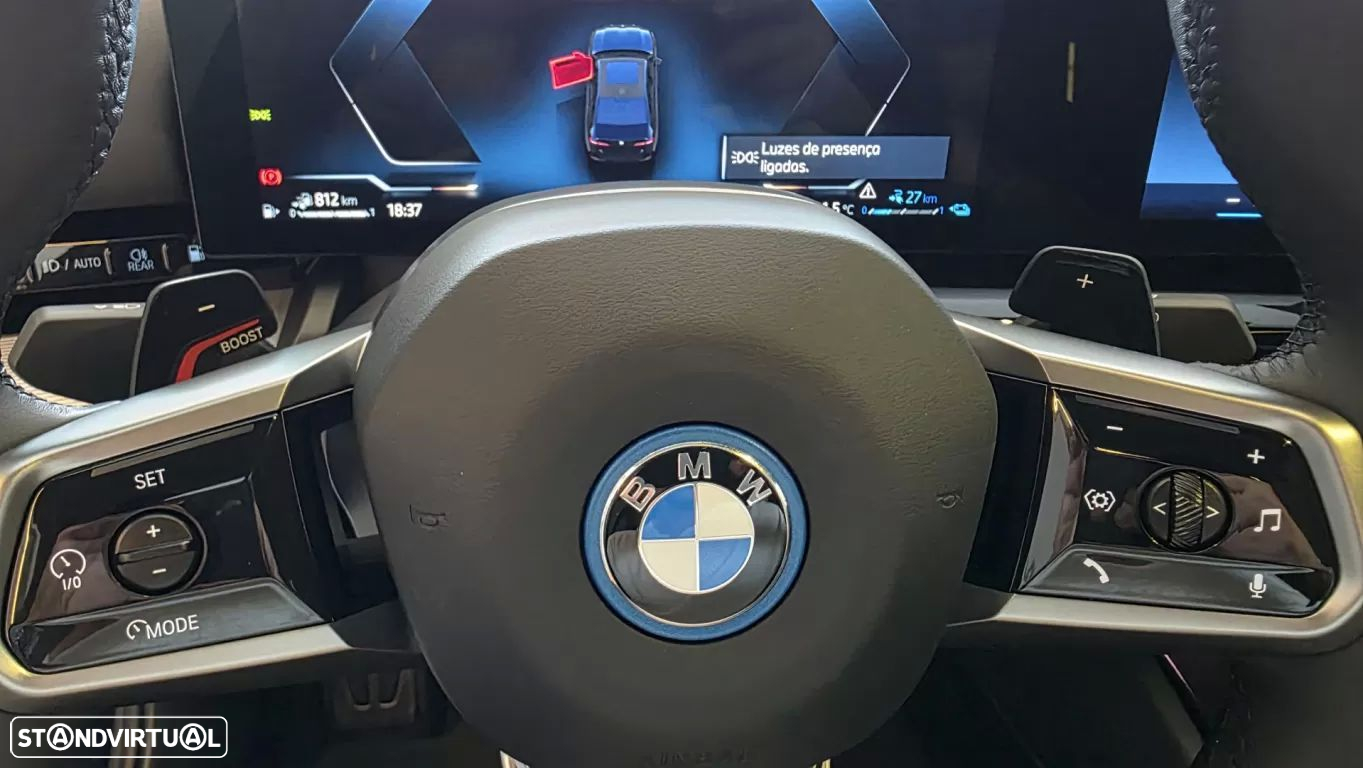 BMW 530 e Pack Desportivo M Pro - 40