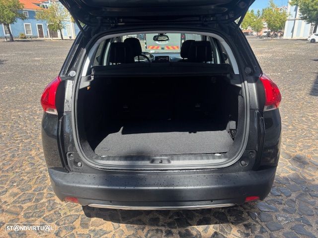Peugeot 2008 1.6 BlueHDi Style - 13
