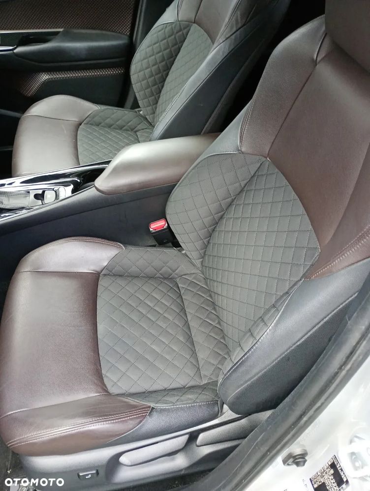 Toyota C-HR 1.8 Hybrid Prestige - 1