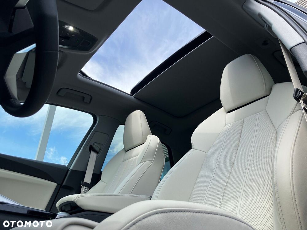 Audi Q5 Sportback - 22