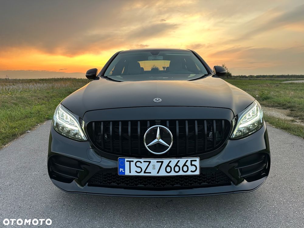 Mercedes-Benz Klasa C 300 T 9G-TRONIC AMG Line - 4