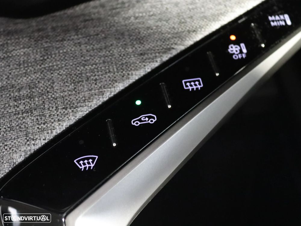 Peugeot 5008 1.2 Hybrid Allure Pack e-DCS6 - 30